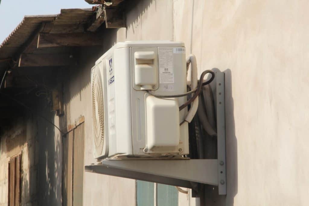 Photo air conditioner repair
