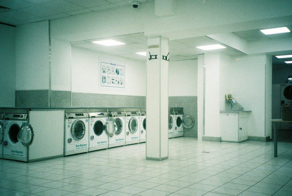 Photo laundry service agency